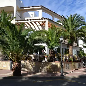 https://hostal-leo-dor.balearic-islands.net