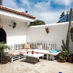 https://casa-antonia-guest-house.in-canary-islands.com